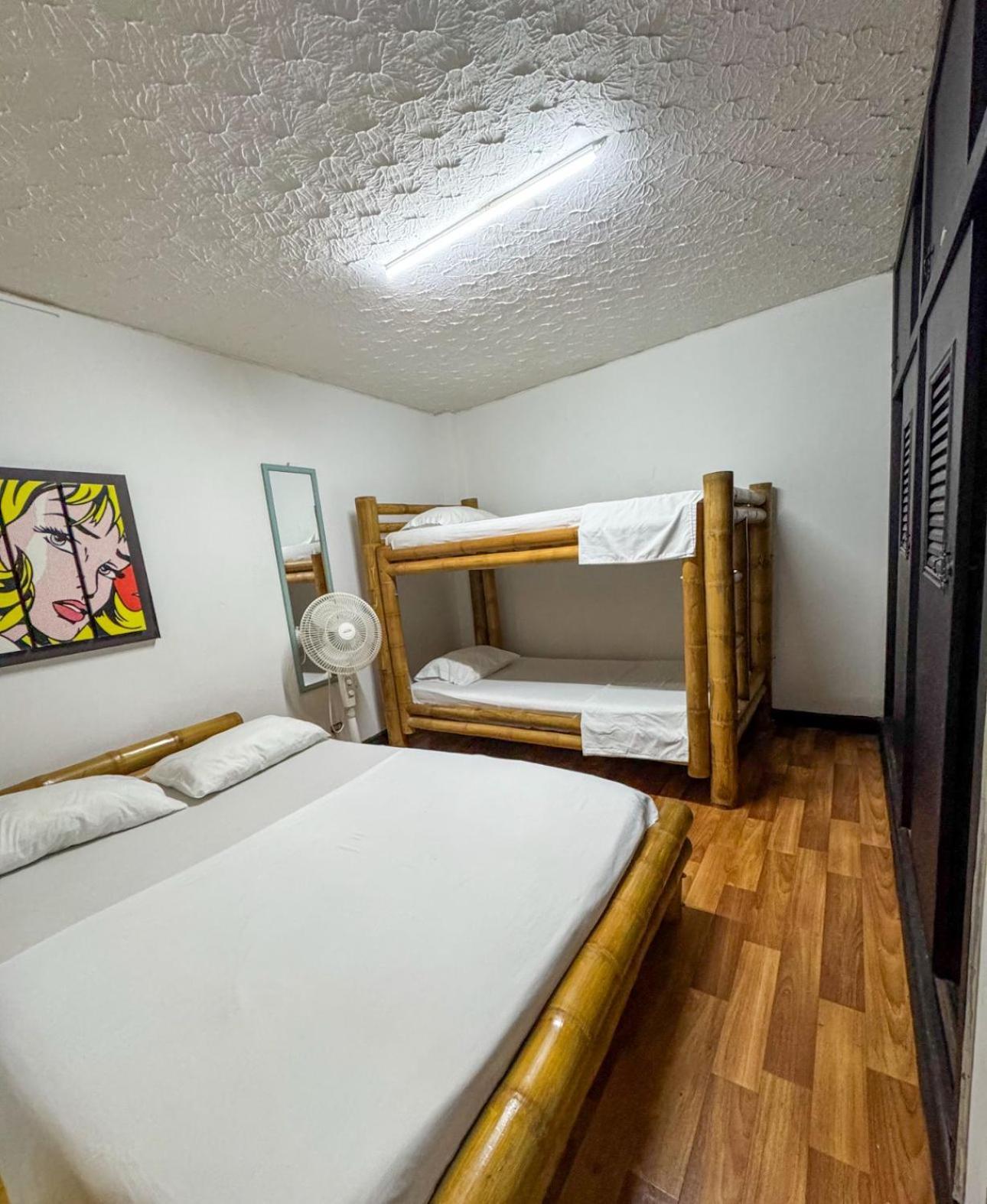 Santiago Dc Hostal 420 Weedfriendly Cali Buitenkant foto