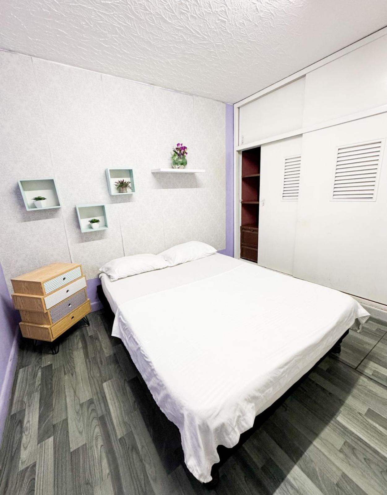 Santiago Dc Hostal 420 Weedfriendly Cali Buitenkant foto