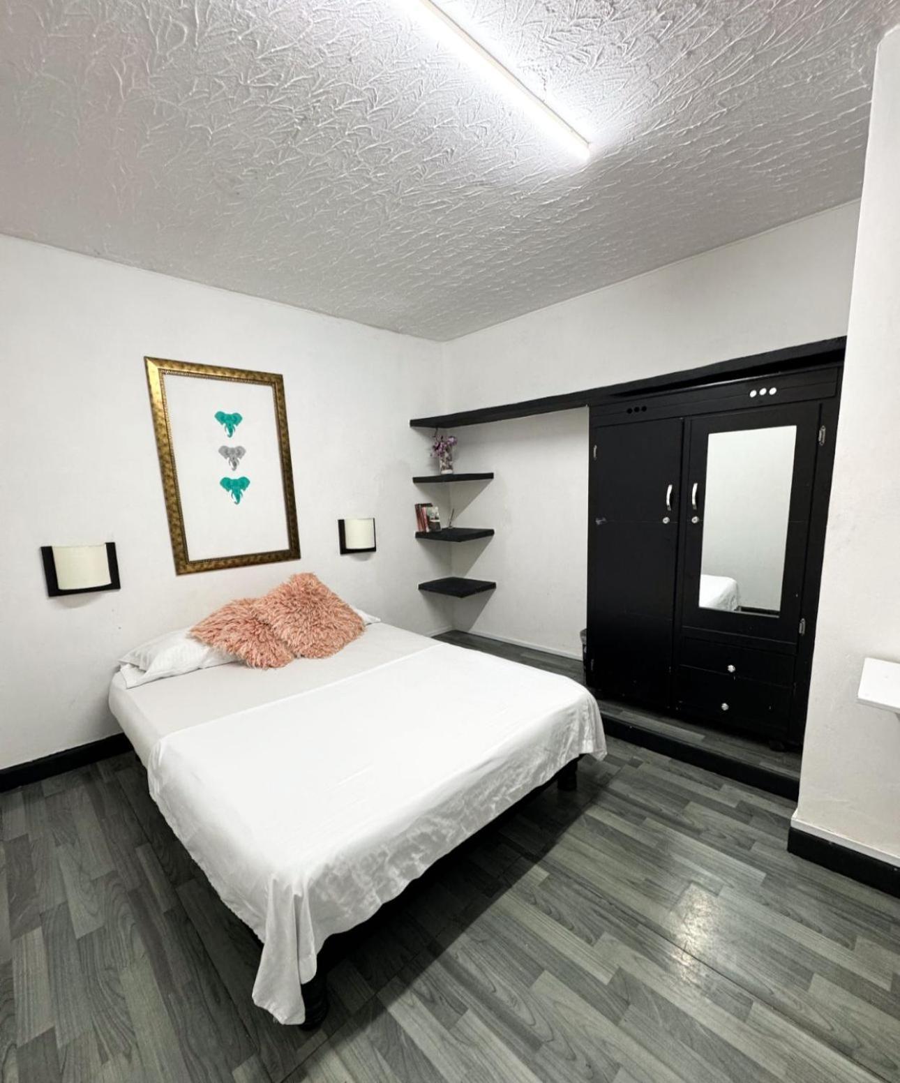 Santiago Dc Hostal 420 Weedfriendly Cali Buitenkant foto
